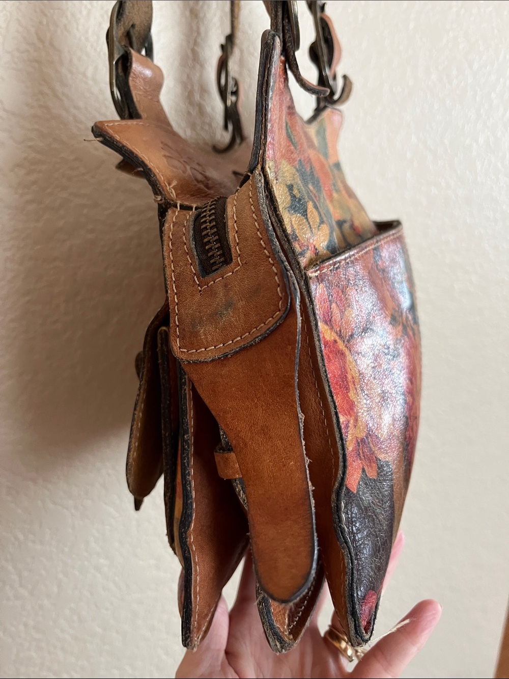 Patricia Nash leather floral bag - Picture 8 of 13